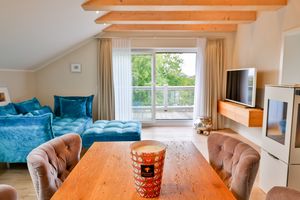 Ferienwohnung Weitblick mit großem Balkon, Sauna und Kaminofen im OG Ferienwohnung Weitblick mit großem Balkon, Sauna und Kaminofen im OG
